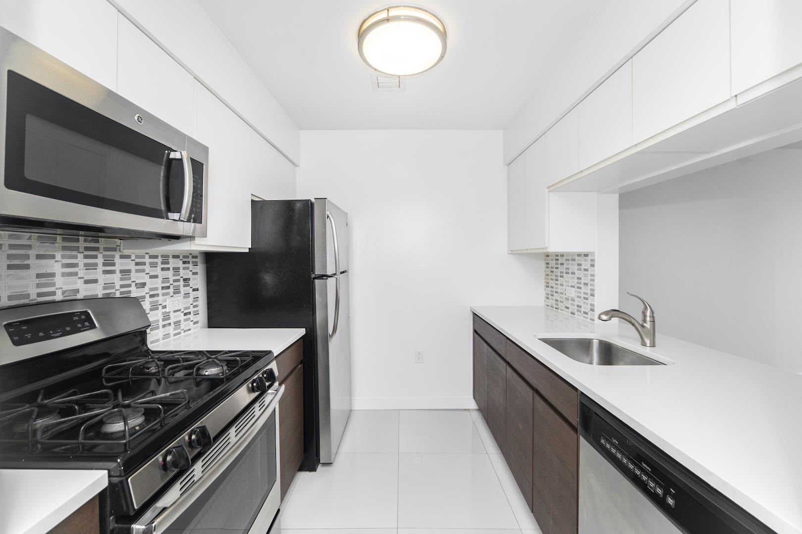 310 East 2nd Street, Apt 8-E