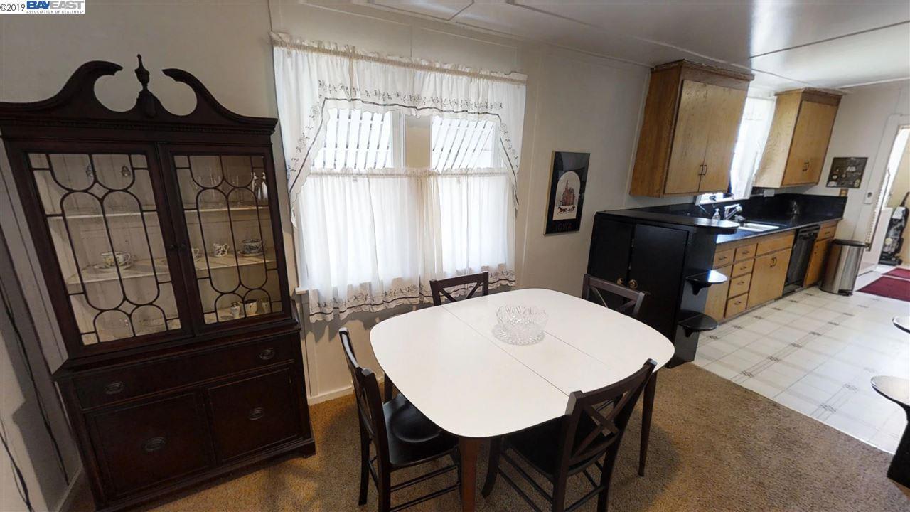 1394 Walden Rd