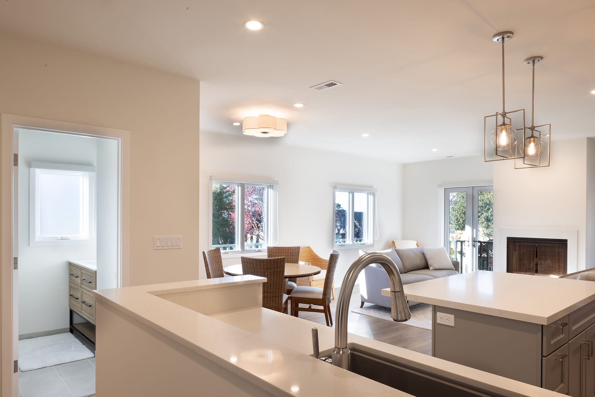 San Carlos Square - Commercial Opportunity