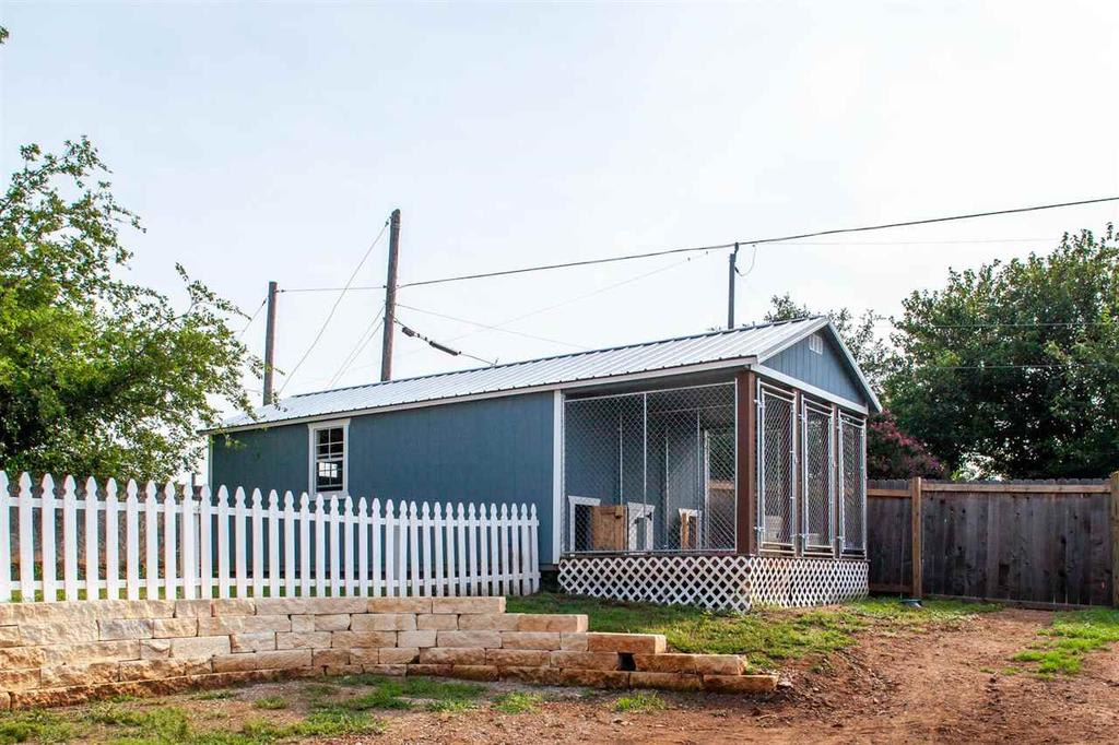 308 W Lampasas