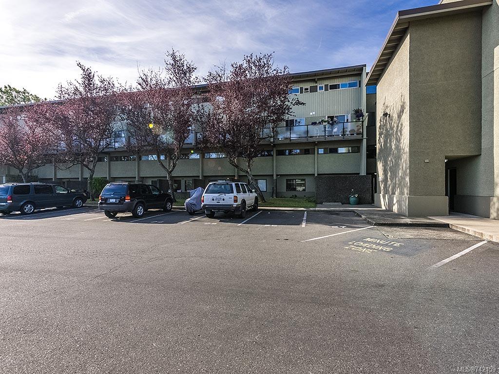 38-477 Lampson St