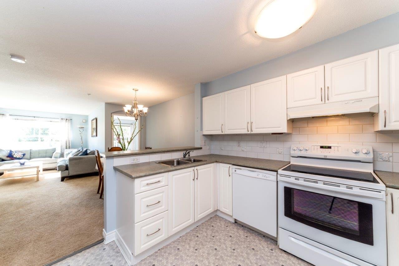 202-960 Lynn Valley Rd