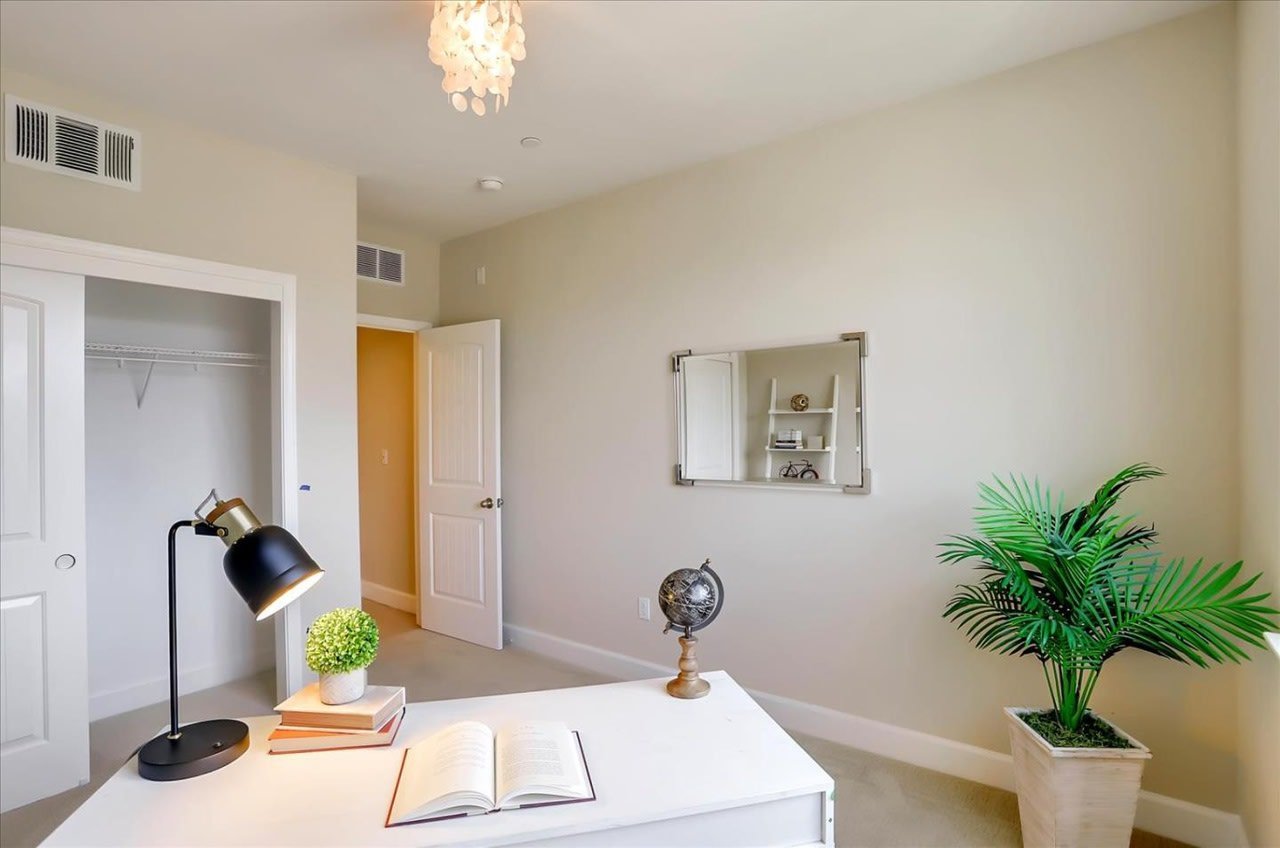 272 Currlin Cir