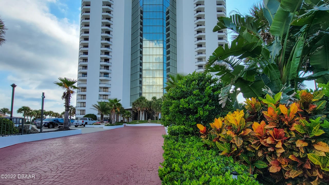 2425 Atlantic Ave S Unit 1101