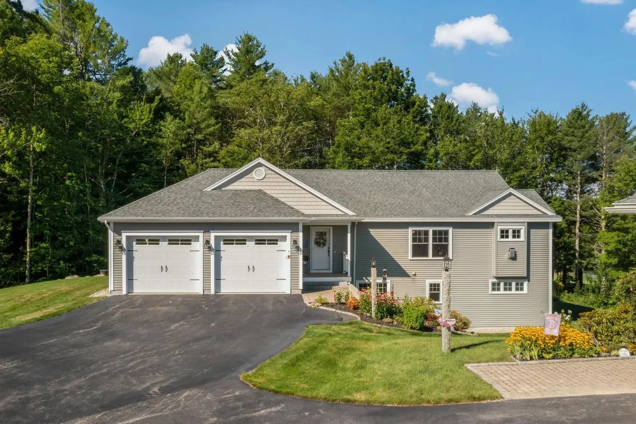 New Listing! 9 Callaway Drive, 3, Gray, ME 04039 – $675,000