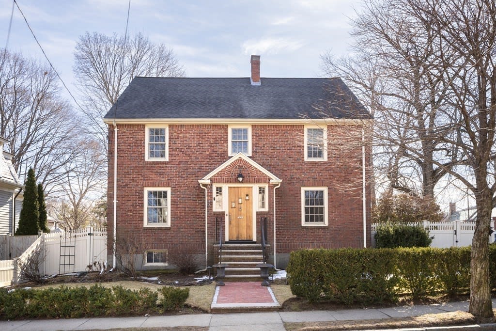 51 Alexander Ave