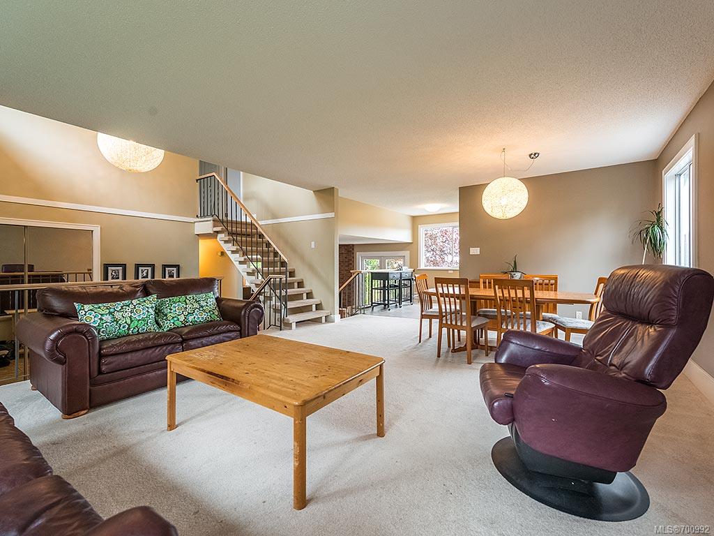 599 Ridgegrove Ave