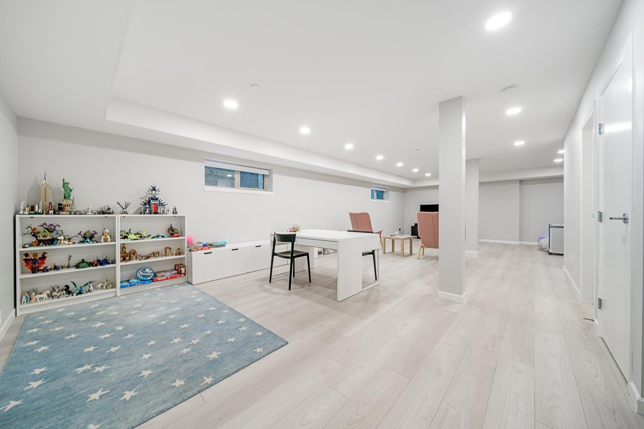 22-3750 Edgemont Blvd