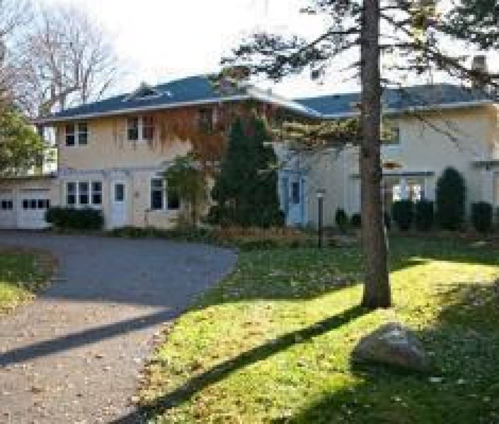 570 Harrington Rd 