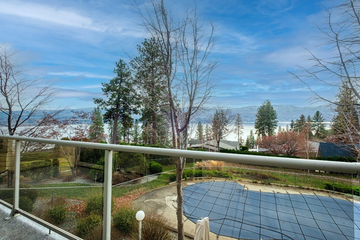 707 Brookfield Ct