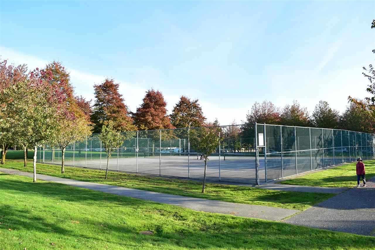 103-5860 Dover Cres
