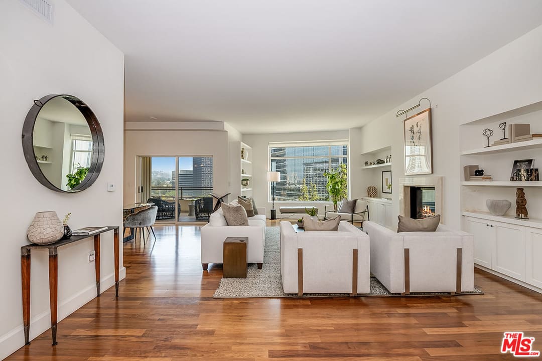 1 W Century Dr #6C