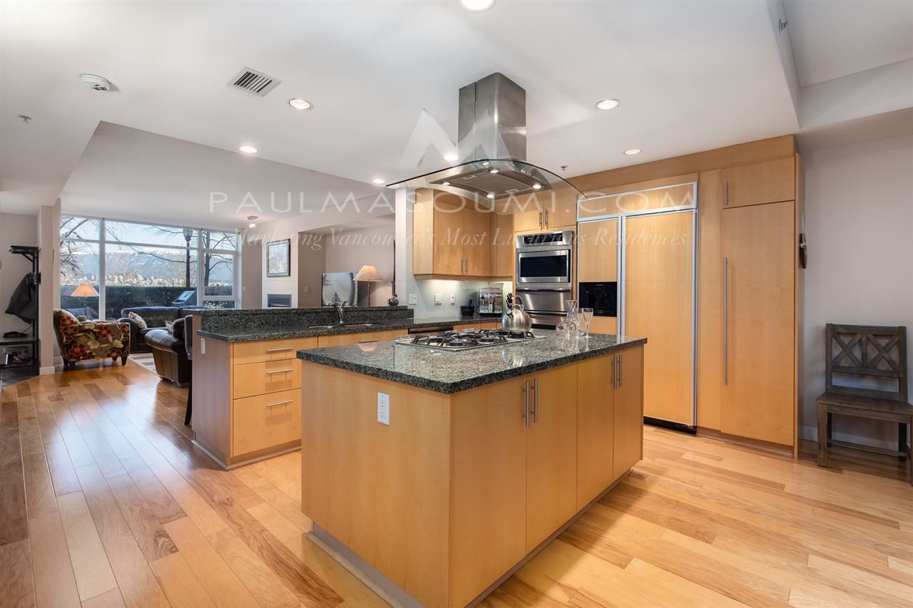 TH13-1233 W Cordova St