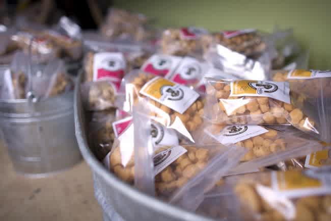 Bee’s Knees: Stuff We Dig!