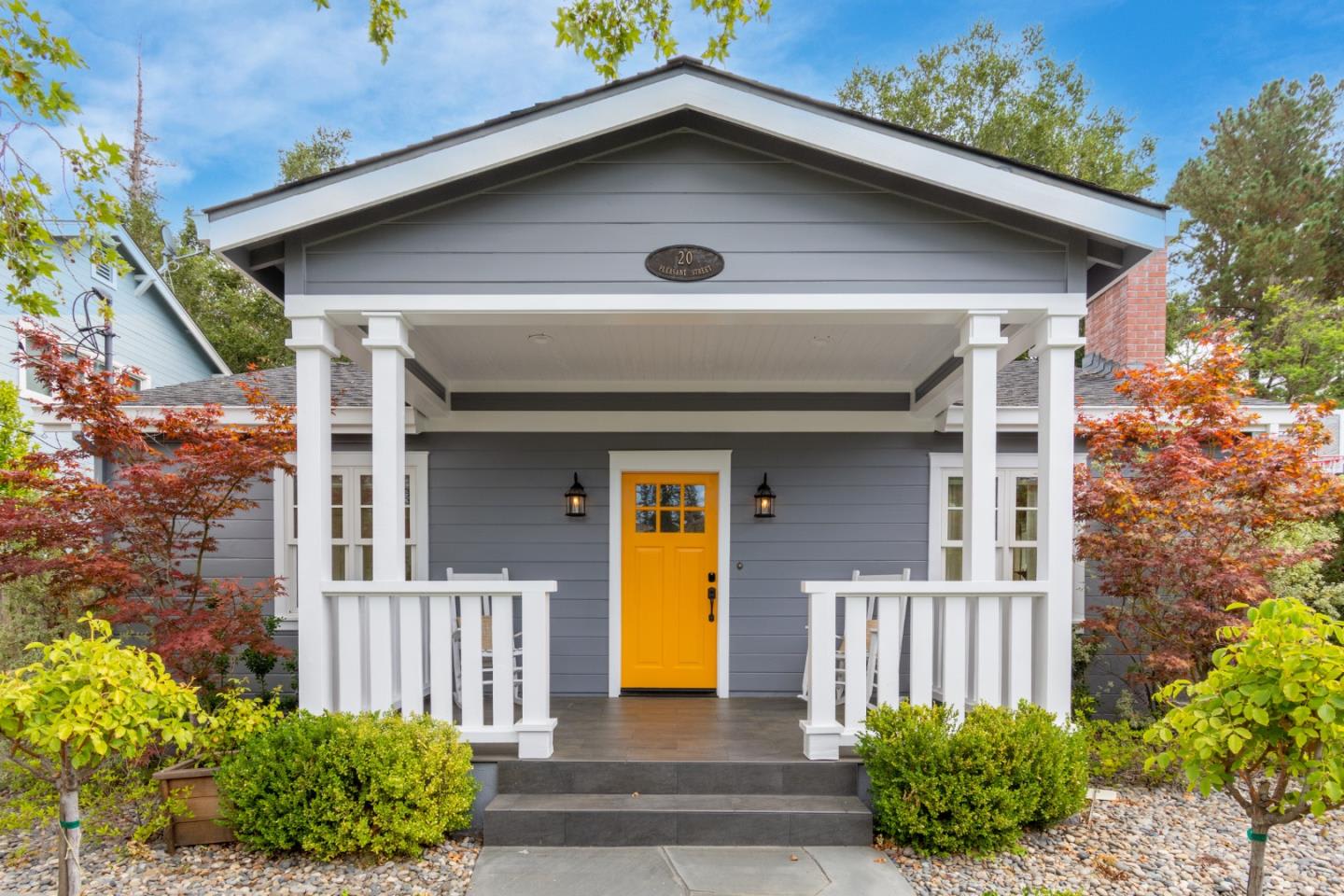 20 Pleasant St