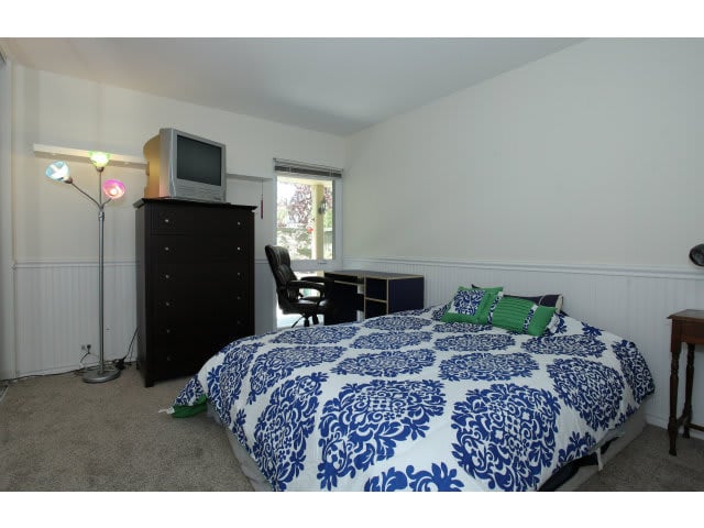 7105 Admiralty Ln