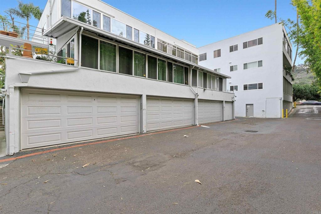 14-2354 Torrey Pines Rd, La Jolla