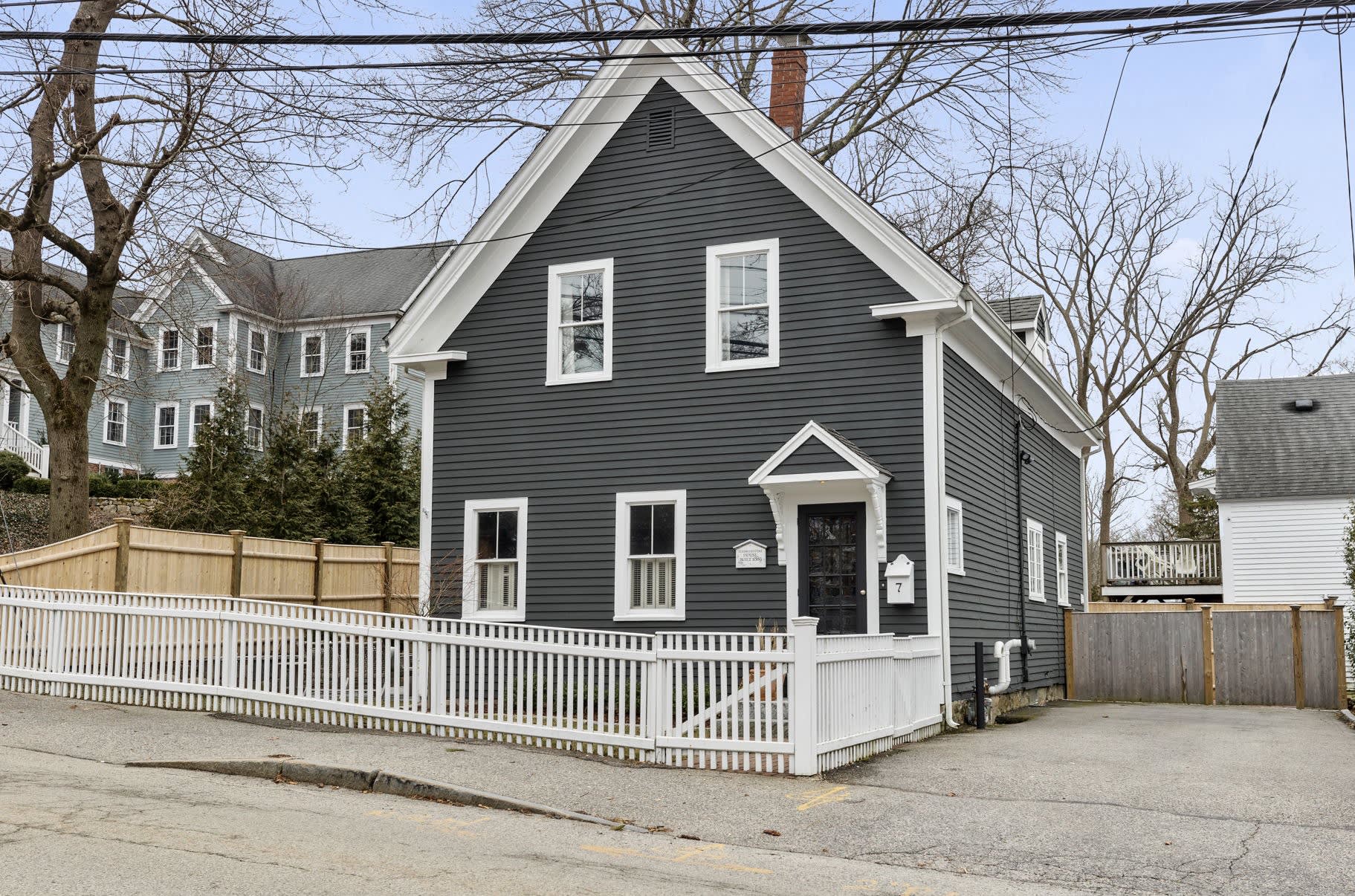 7 Hersey St