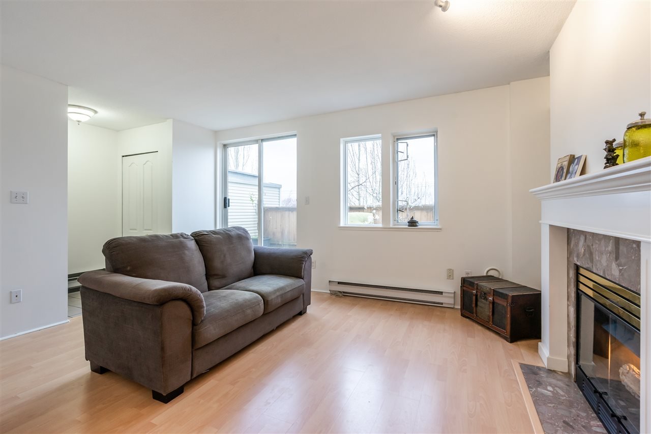21-1215 Brunette Ave