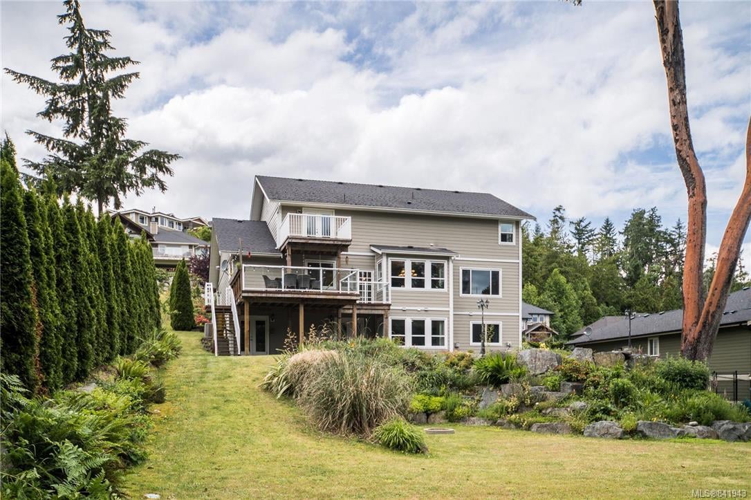 2346 Rozon Rd, Mill Bay