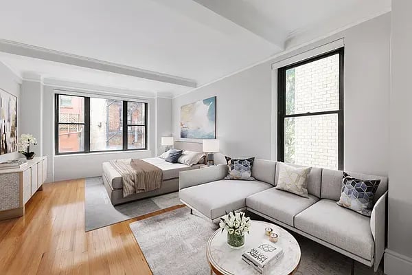 7 Park Avenue Unit: 4F