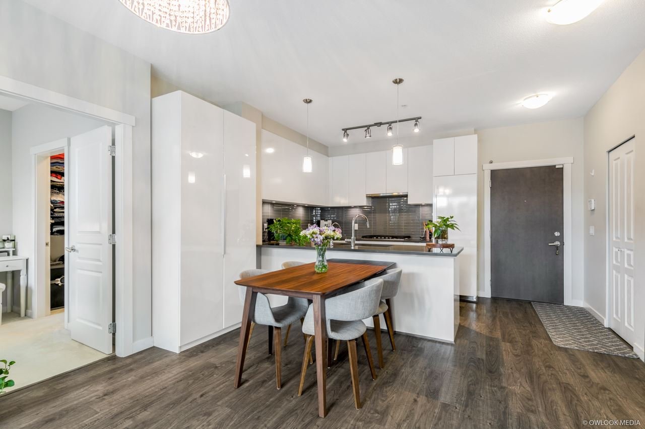 115-9366 Tomicki Avenue, Richmond