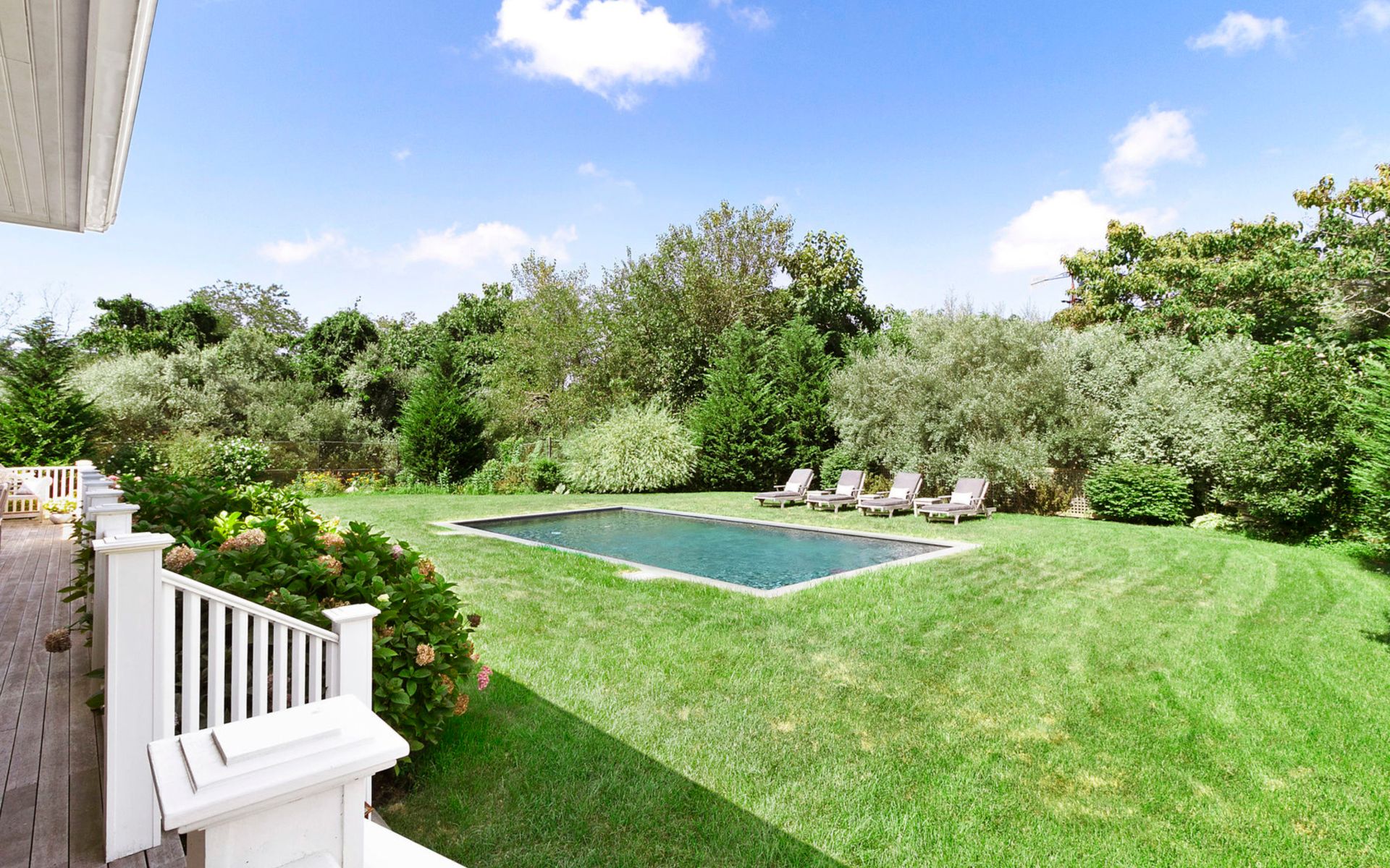 270 Ferry Rd