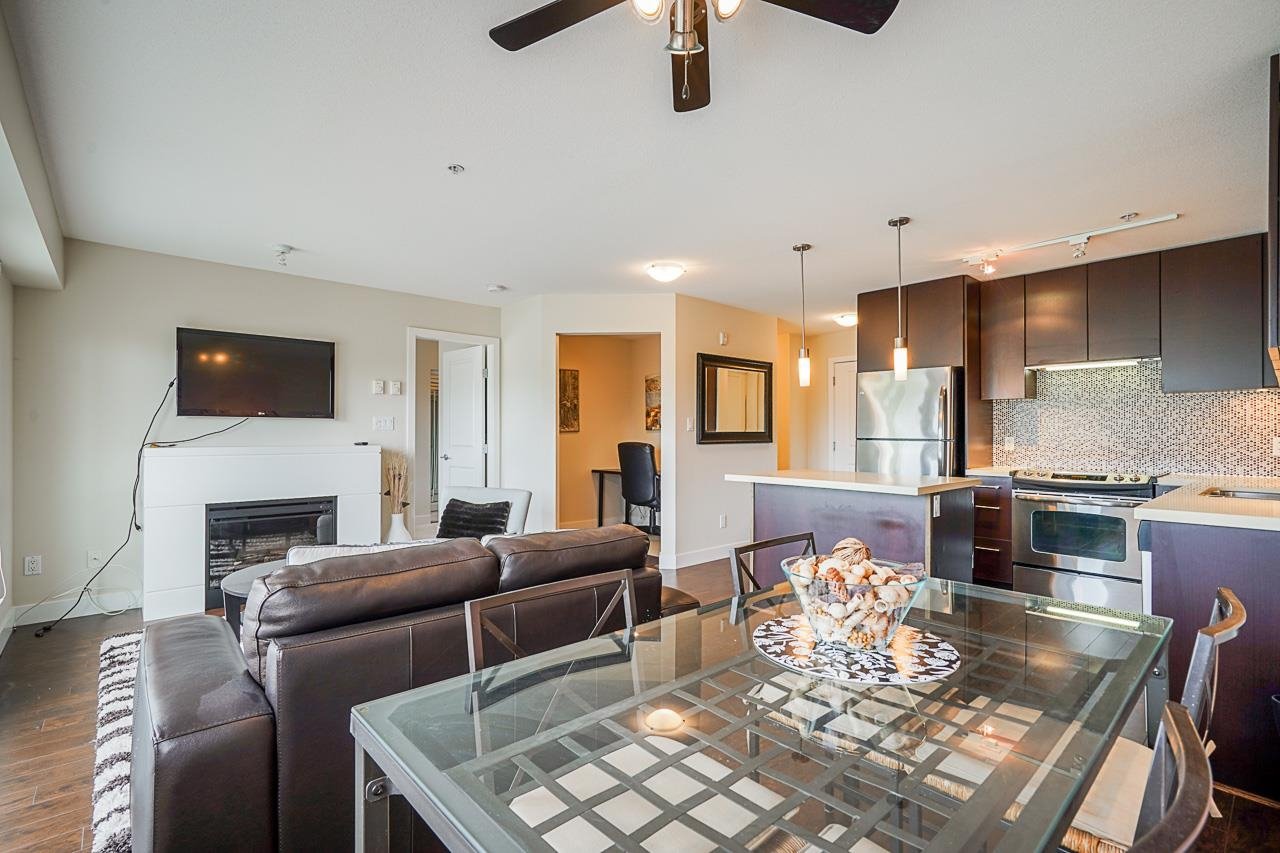308-15735 Croydon Dr