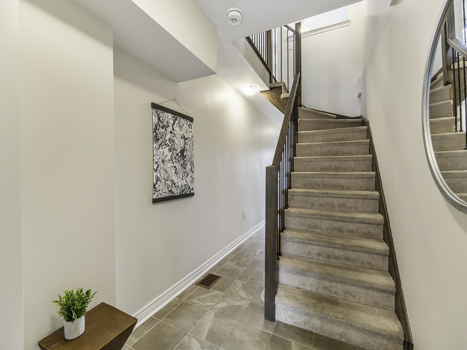 2280 BARONWOOD Drive Unit# 83