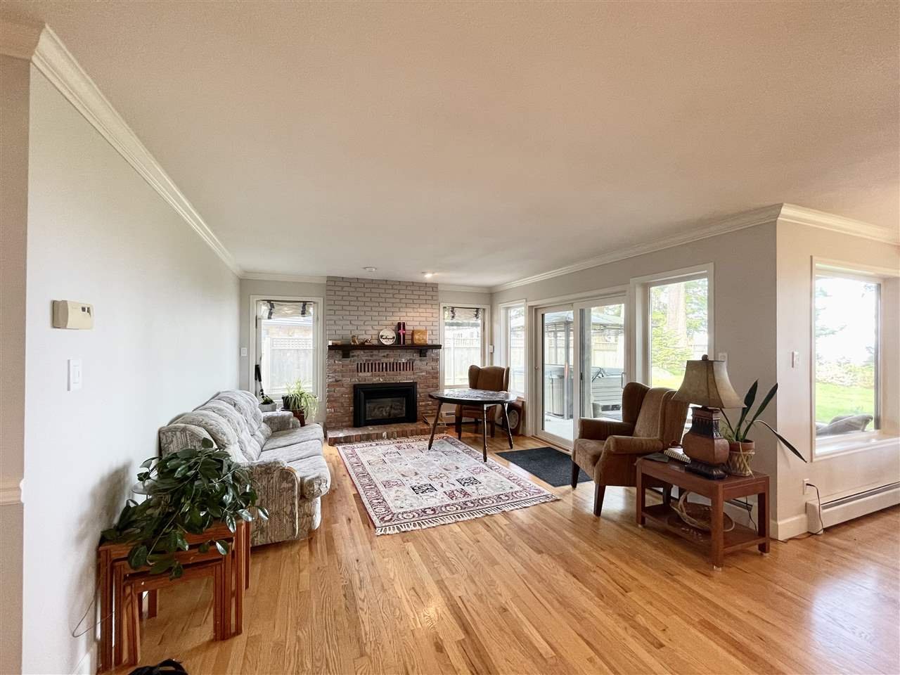1217 Pacific Dr
