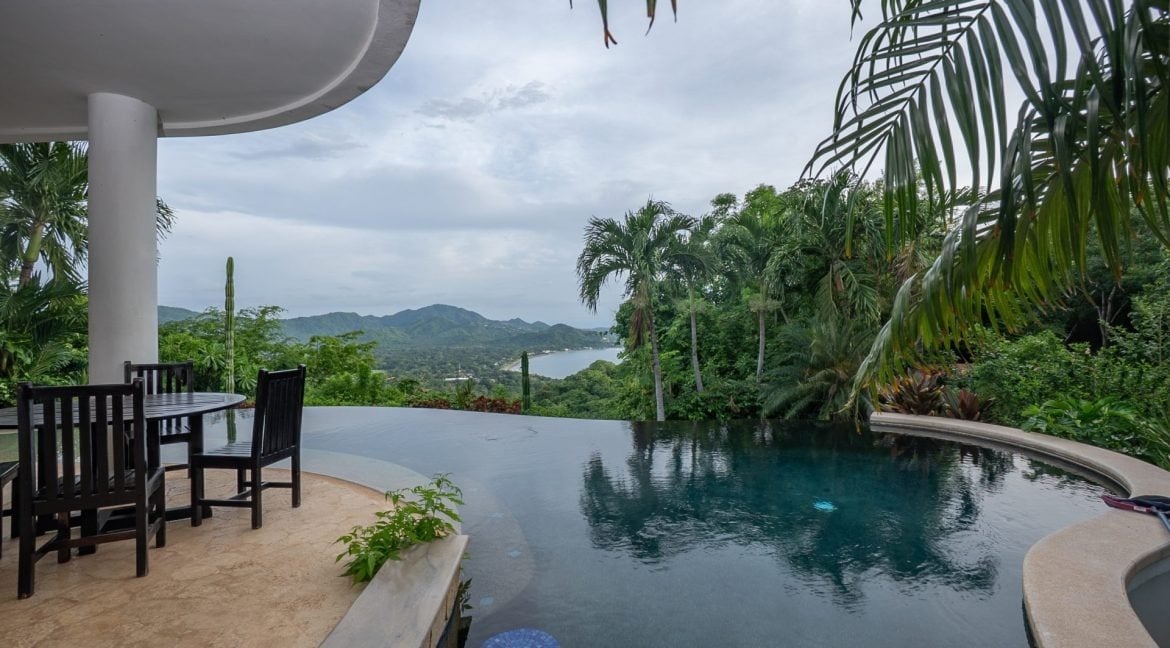 Hacienda Style Infinity Pool Villa, Flamingo, Guanacaste