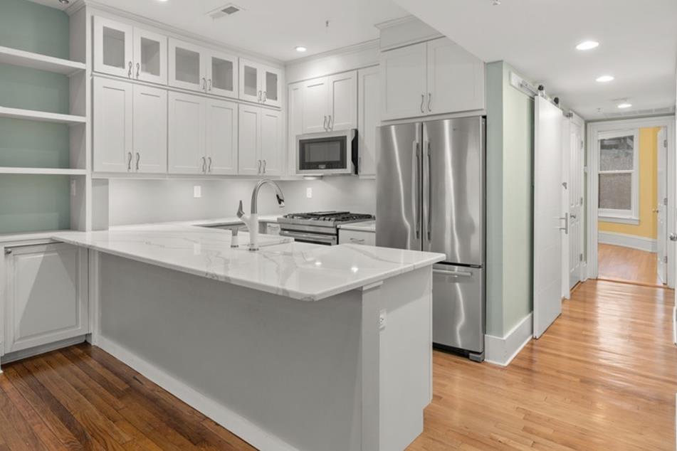 433 Columbus Ave #3