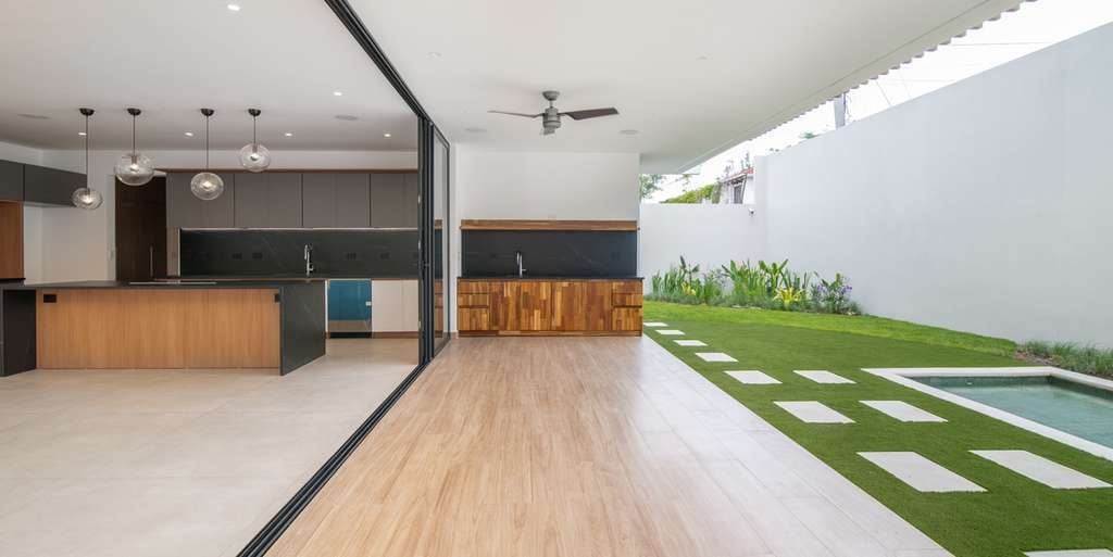 Gated Pool Residence, Escazu, San Jose