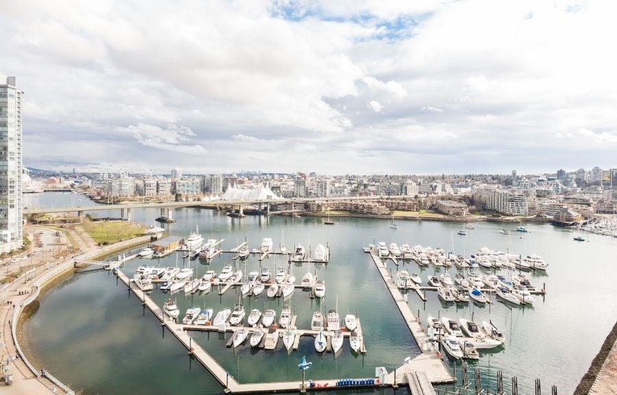 1901-1199 Marinaside Cres