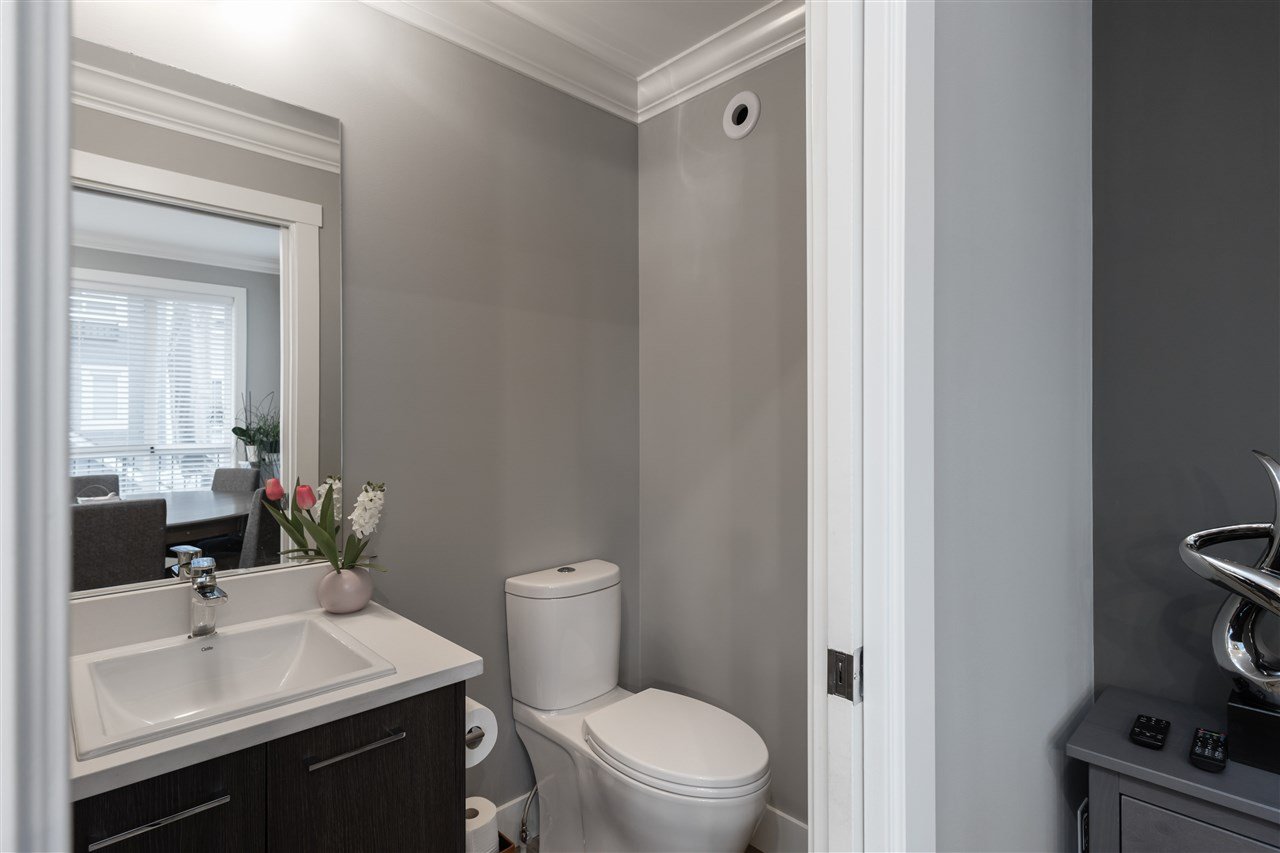 303-1784 Osprey Dr