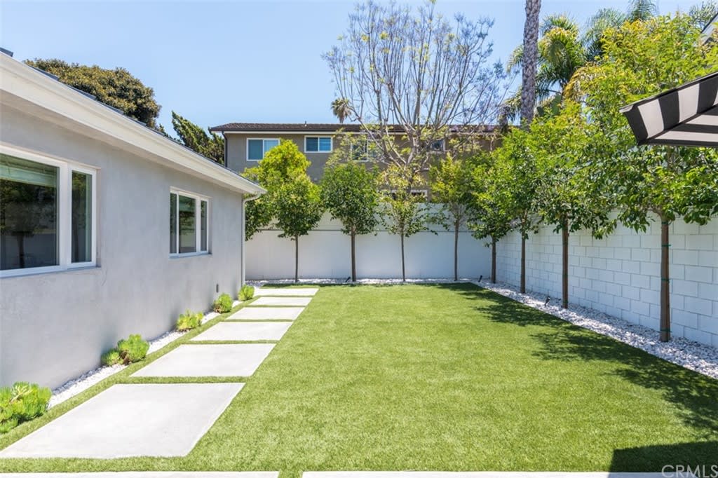 325 23rd Street