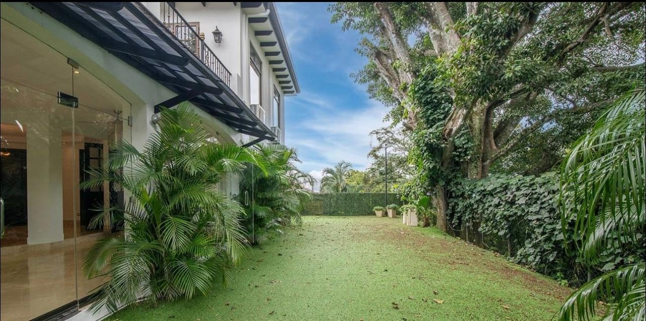 Grand View Luxury Home, Ciudad Colon, San Jose