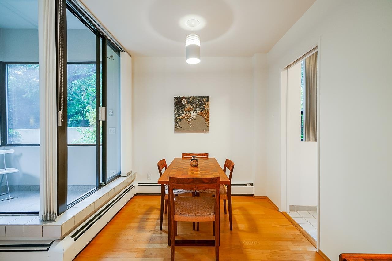 101-1737 Duchess Avenue, West Vancouver
