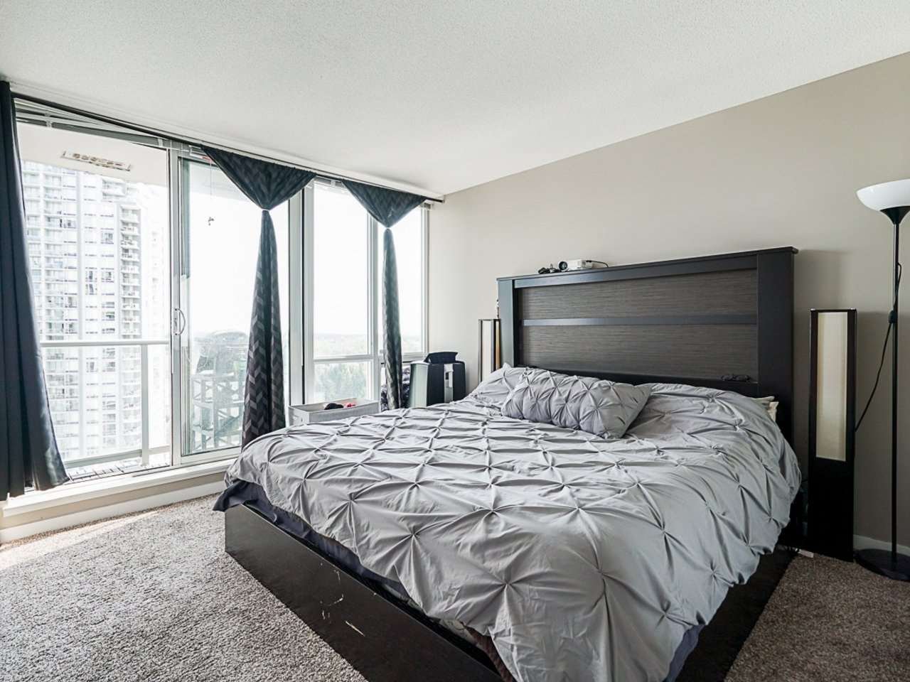 2603-9981 Whalley Boulevard, Surrey