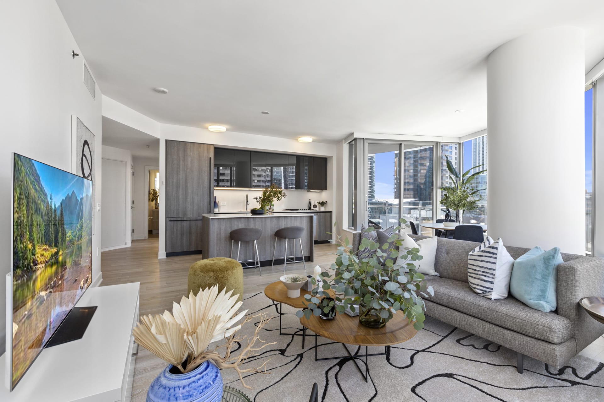 201 Folsom St #15A