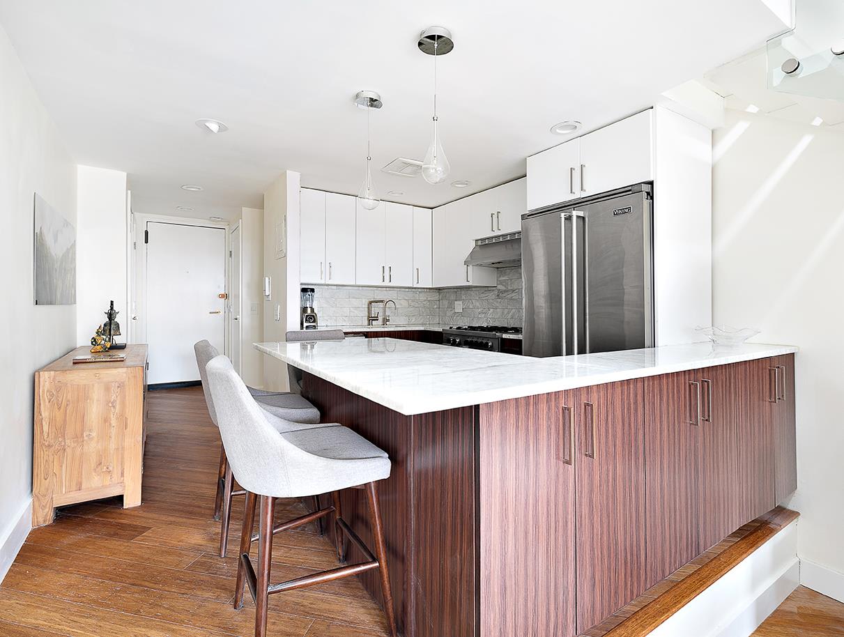 211 Thompson St, #6L