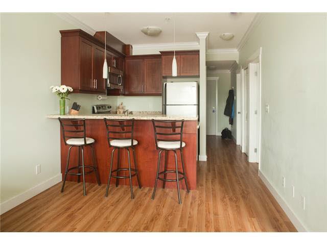 307-4823 Main St