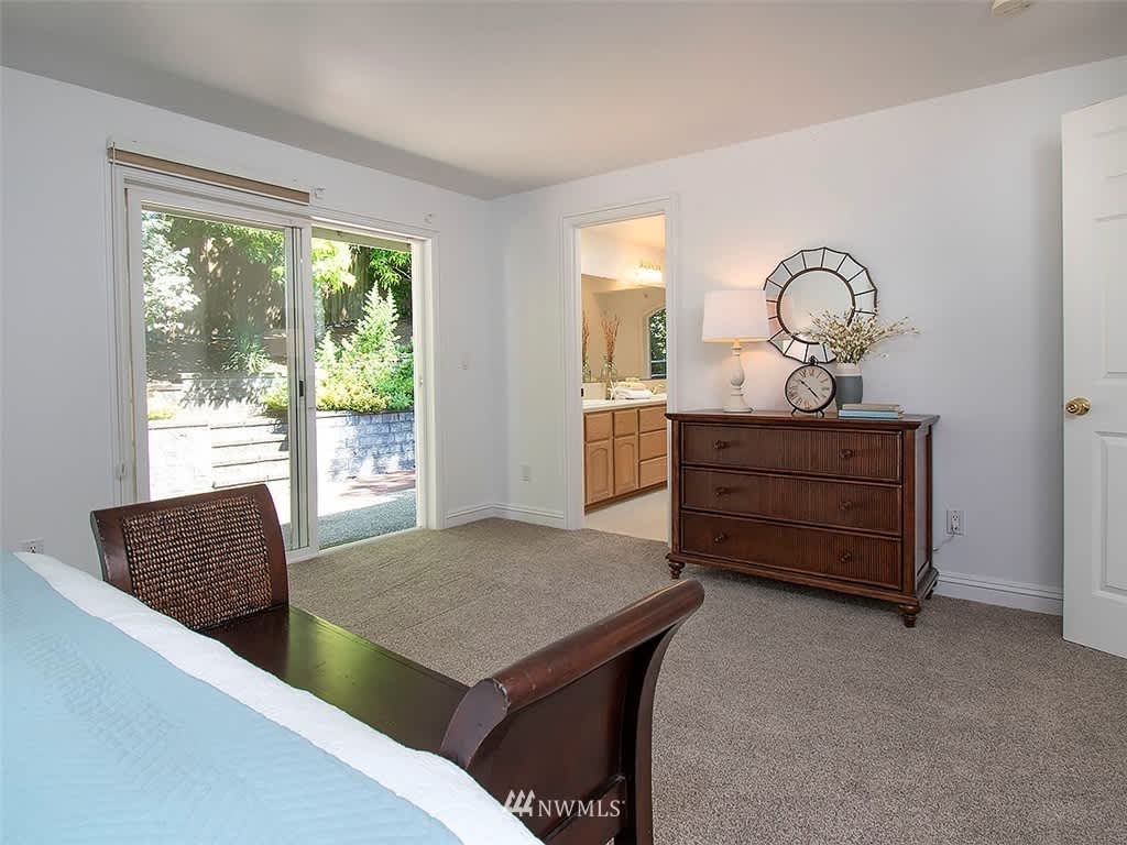 1111 Sierra Pl