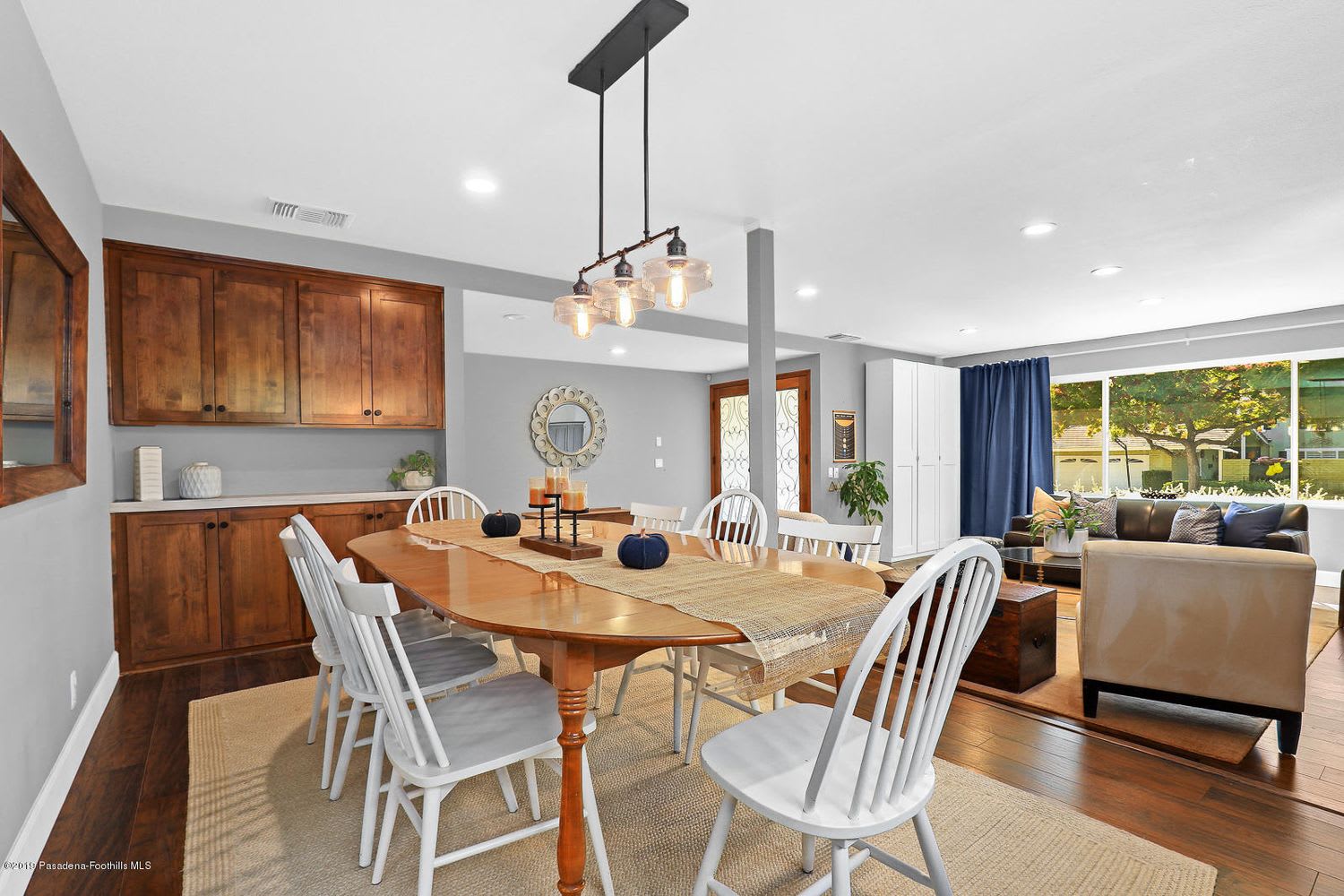 2412 San Fernando Ct
