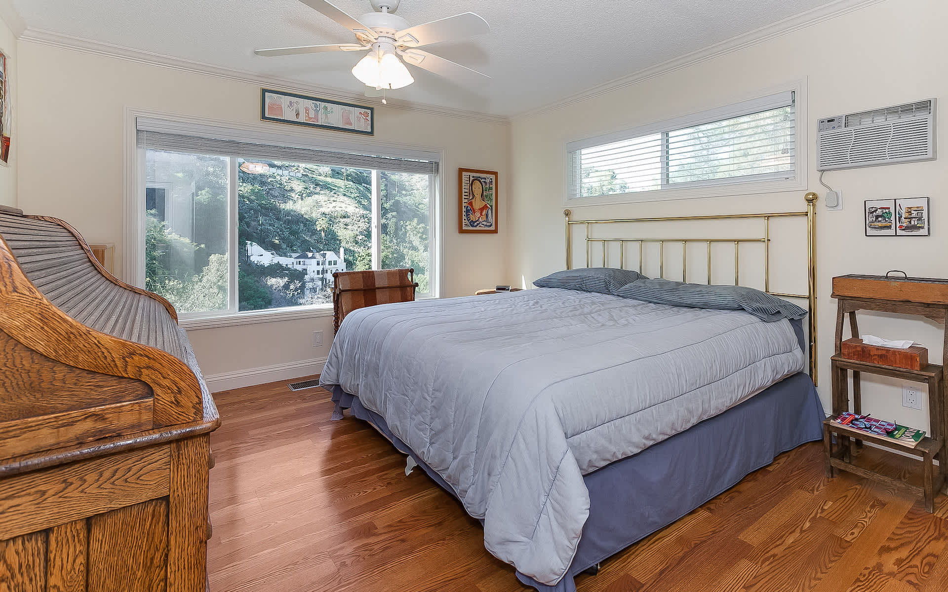 8275 Mannix Drive