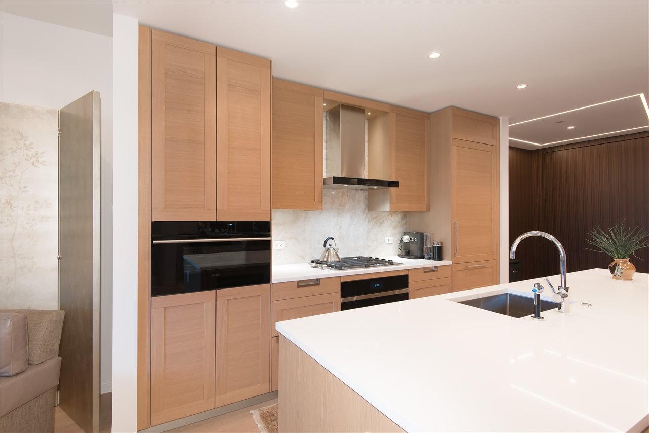 309-1355 Bellevue Ave