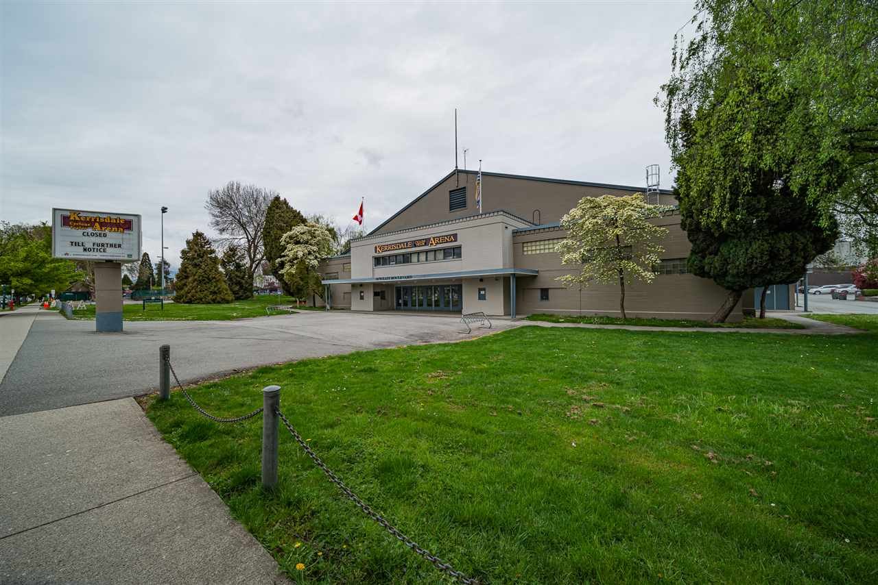 2238 W 36th Ave