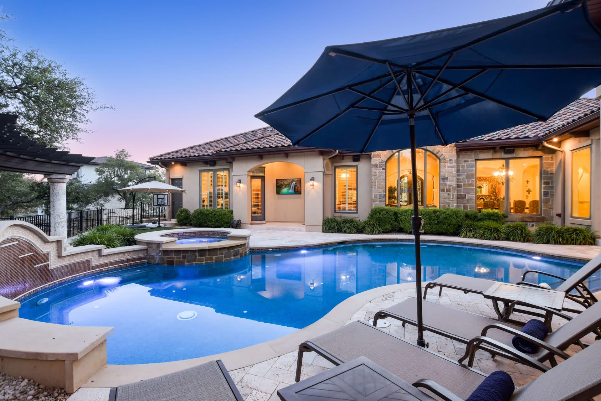 8321 VERDE MESA COVE