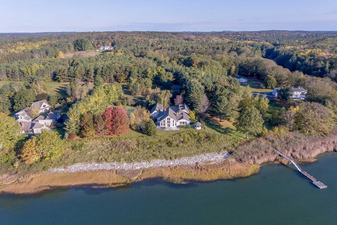 Home for sale: 65 Lambert Road, Freeport
