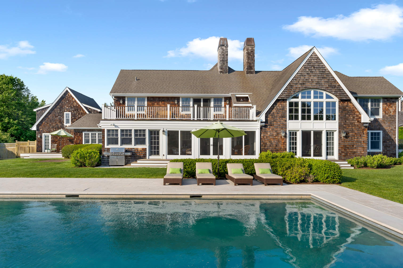 Water Mill South Dream Compound Adjacent to 2.7 Acre Reserve